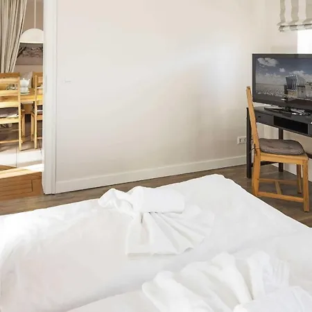 Pure Wonne Fanoe ليست