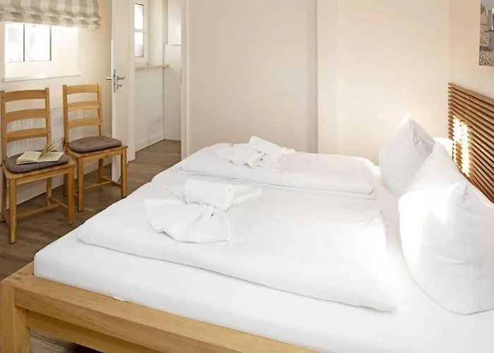 Pure Wonne Fanoe ليست